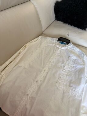 Women's White Button-Down Shirt with Scalloped Trim